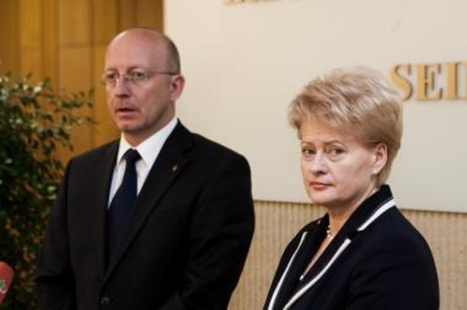 Etikos sergėtojai A.Valinsko neįpareigojo atsiprašyti Prezidentės