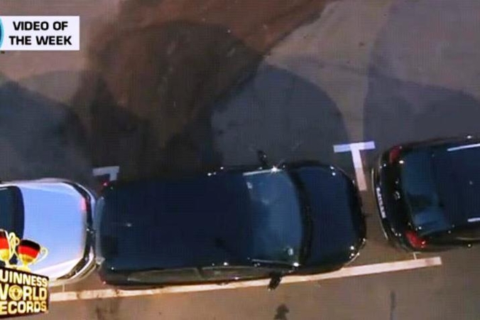 „Parkavimosi rekordas“: automobilis ir vieta - beveik tokio pat dydžio