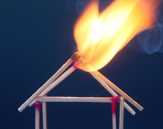Klaipėdoje po nežinia kada kilusio gaisro rasta negyva moteris