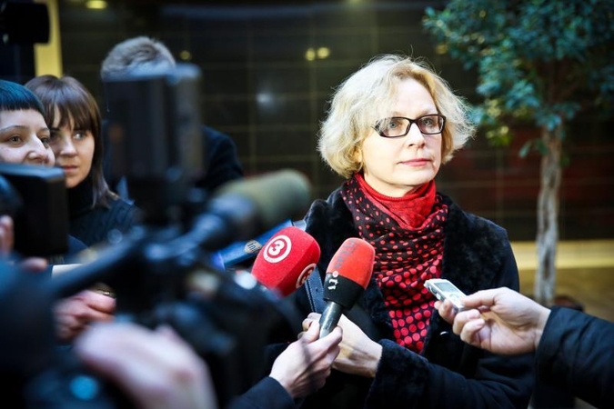 Prokurorai apskundė švietimo ministro žmonos E.Pavalkienės išteisinimą