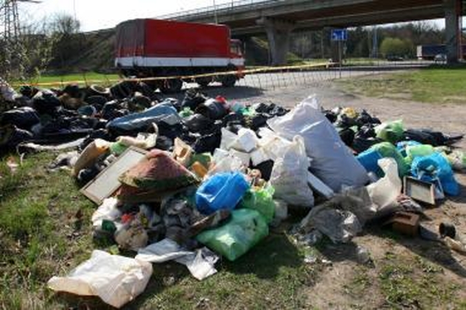 Gyventojai raginami nedaryti nelegalių sąvartynų
