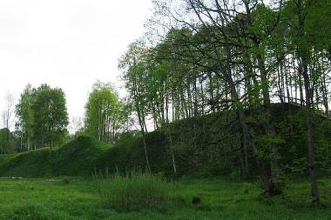 Archeologai bandys įminti Pilėnų mįslę