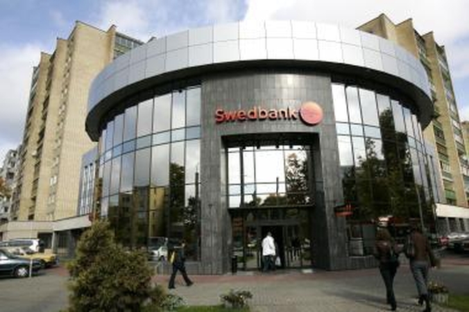 „Swedbank" keičia verslo klientų aptarnavimo modelį