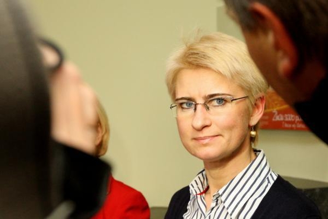 N.Venckienė prieš J.Vėgelienę: kova persikėlė į teismą
