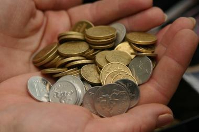 Antstolio kontoroje „užsidirbo“ motinystės pašalpą