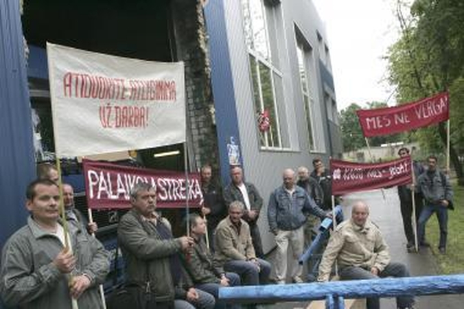 Atleistus "Pramoninio montažo" darbuotojus gins profsąjunga
