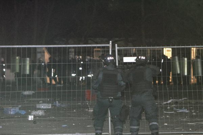 Varšuvos prokuratūra pradėjo tyrimą dėl lenkų sirgalių sukeltų neramumų 