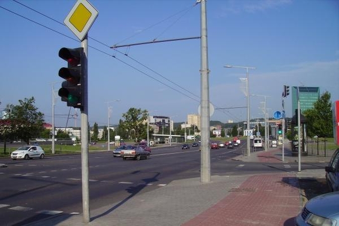 Rugsėjo 1 d. bus draudžiamas eismas dalyje Konstitucijos prospekto