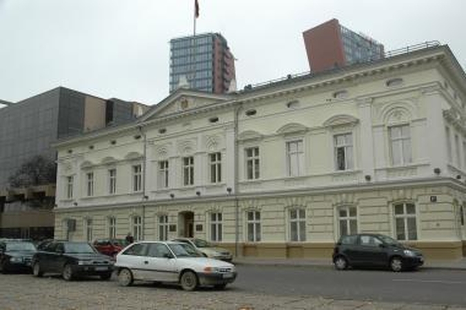 Perimti apskrities pastatą - savivaldybei garbės reikalas