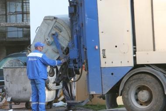 Vilniuje dega sodai ir šiukšlės