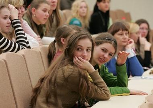 Gabiausi studentai apdovanoti vardinėmis stipendijomis