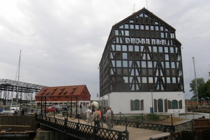 Pasukamasis tiltelis vėl tarnaus žmonėms 
