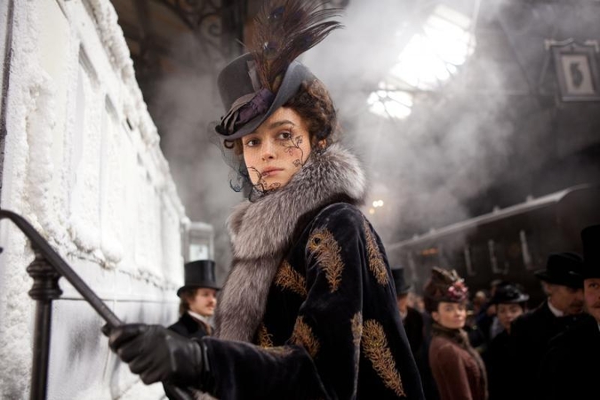 „Ana Karenina“ – klasika, paversta spalvingu popsu (filmo recenzija)