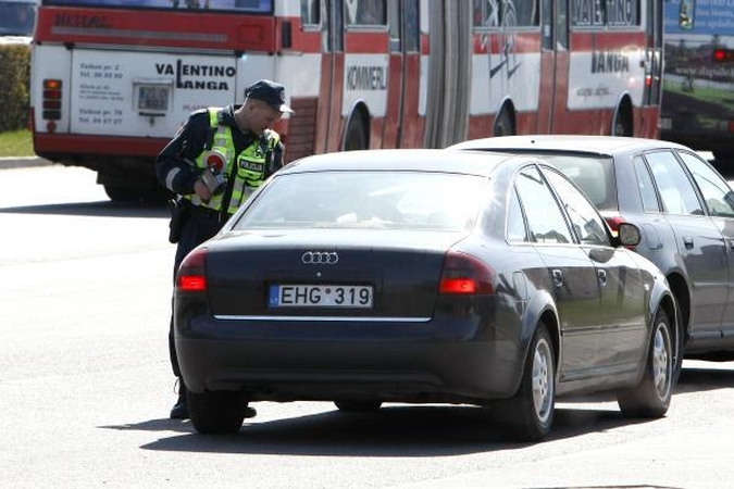 Per savaitę nustatyti 2 722 leistino važiavimo greičio viršijimo atvejai