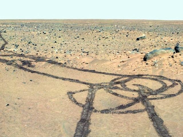 NASA su šypsena: Marse gyvybės paieškoms „įdarbintas“ falas