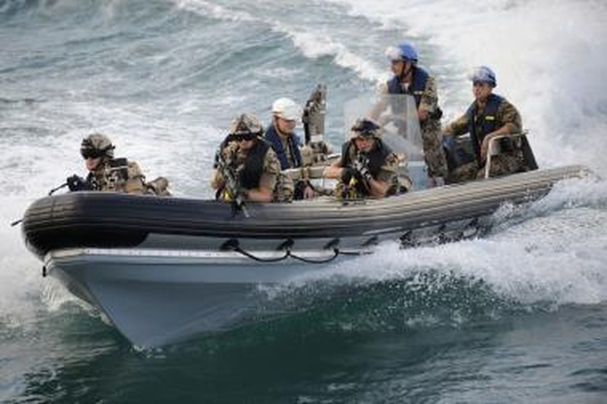 Sugavo 11 Somalio piratų