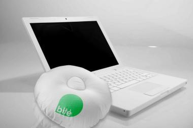 "Bitė" teiks palydovinį ryšį