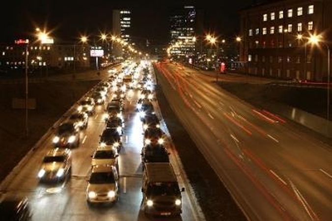 Per Vėlines bus pakeistas automobilių eismas į kapines