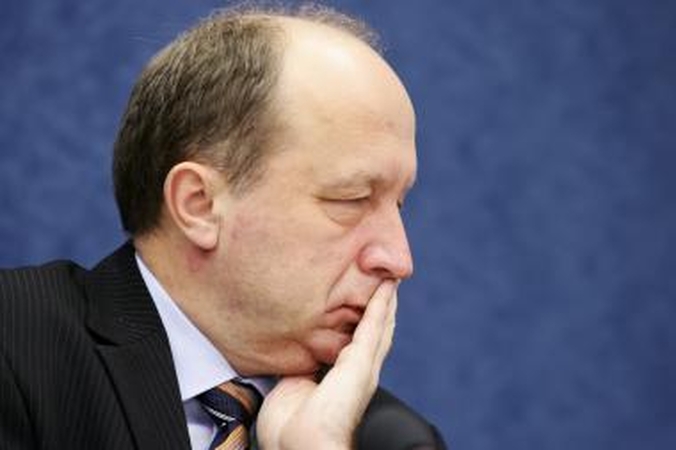 Premjeras: keturių dienų darbo savaitė leistų darbo užmokesčio fondą sumažinti 20 proc.