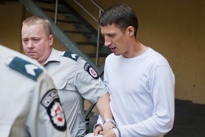 Suimti kaunietę sieros rūgštimi apipylę įtariamieji         