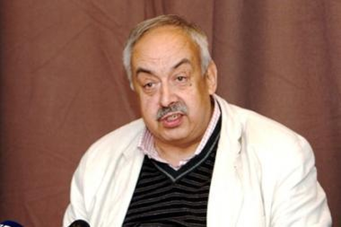 Nacionalinio dramos teatro vadovas A.Večerskis supainiojo interesus 
