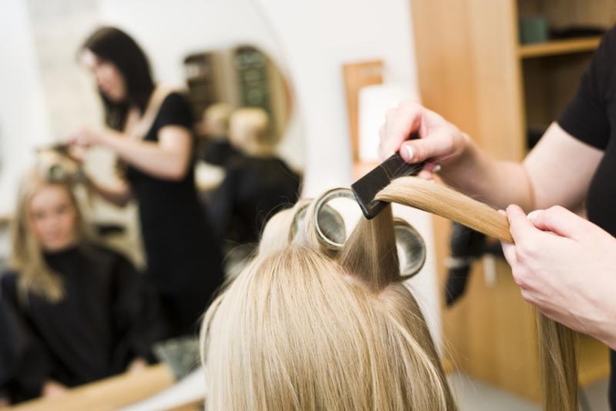 Grožio salonuose – pavojus užsikrėsti parazitais