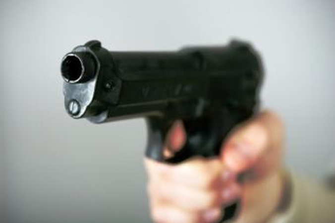 Indijos policininkas persišovė, kad laimėtų apdovanojimą už drąsą
