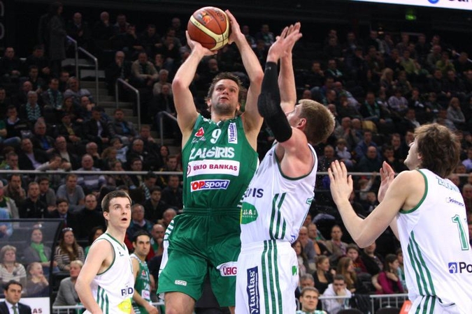 LKL pusfinalį „Žalgiris“ pradėjo pergale Prienuose