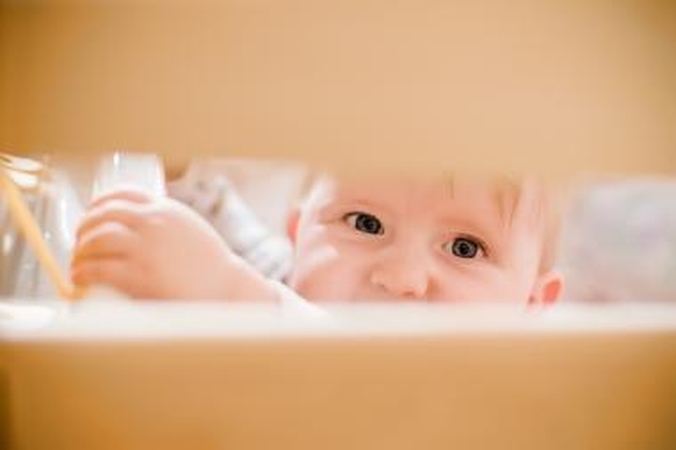 Neįgali motina sumušė du savo mažamečius vaikus