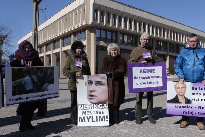 Nors N. Venckienė dingo, šeši jos padėjėjai toliau gauna algas