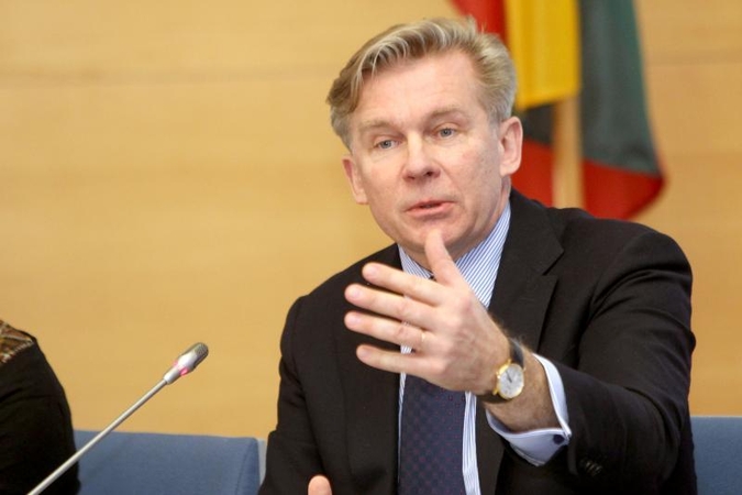 A.Ažubalis: Baltarusija parduoda savo nepriklausomybę