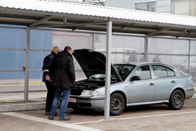 Liepą - nauja „Regitros“ transporto priemonių registravimo paslauga