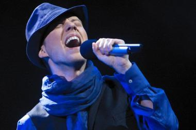 Startuoja „Eurovizija“: Sasha Son(g) gėdos nepadarys