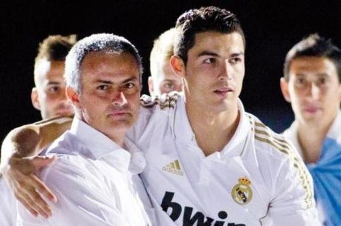 J. Mourinho: C. Ronaldo vaizduojasi esąs visažinis