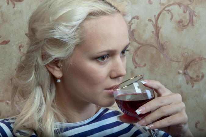 Alkoreksija: alkoholis vietoj   maisto   