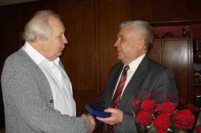 Meras jubiliejaus proga pasveikino maestro S.Domarką