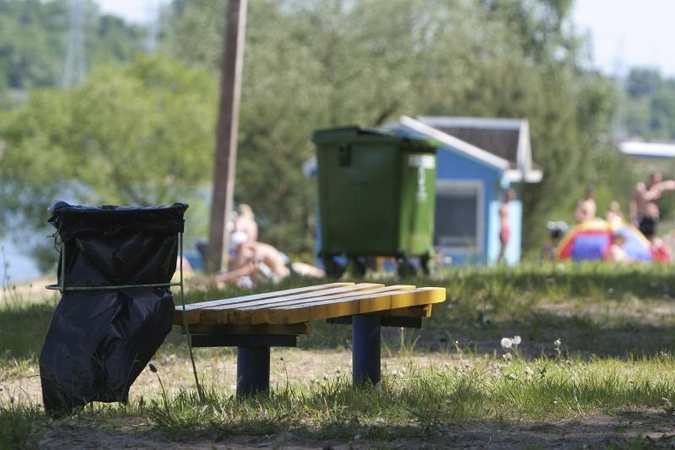 Klaipėdoje atsiras žaismingi šiukšlių konteineriai