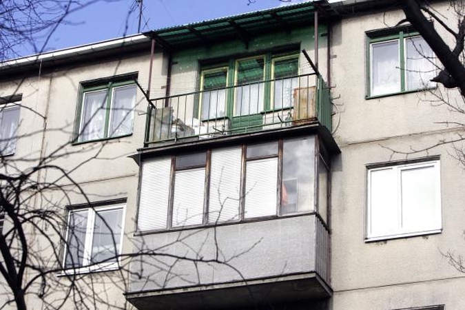 Seni balkonai Vilniuje – lyg tiksinti bomba