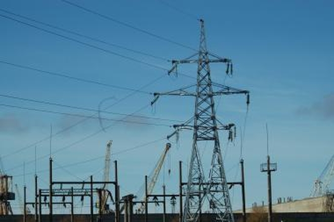 Kovodama prieš elektros tiltą bendruomenė kreipsis į ES  