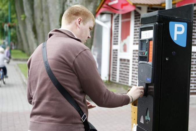 Klaipėdiečiai pageidauja mokesčio už automobilių stovėjimą