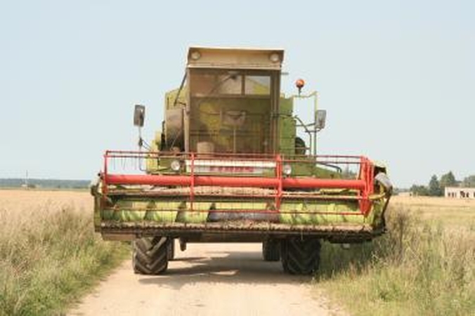 Klaipėdos r. liepsnojo kombainas