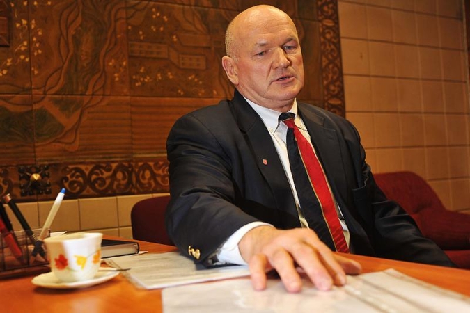 Leido registruoti vairuotojo iš Kauno suburtą Emigrantų partiją   