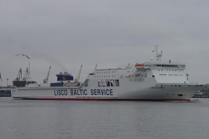 Išgelbėtųjų iš degančio kelto - 13 daugiau nei manyta esant žmonių laive