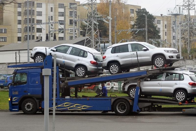 Automobilių pirkėjams sukčiai spendžia naujus spąstus 