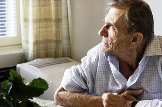 Alzheimerio liga gali būti užkrečiama, rodo preliminarūs tyrimai
