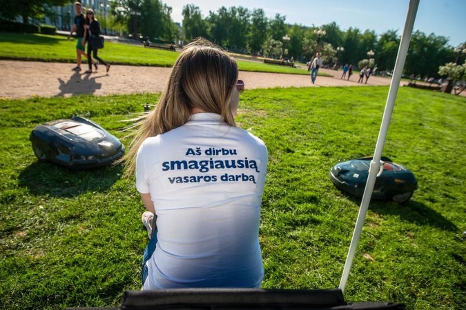 Prezidentė siūlo palengvinti jaunimui galimybes įsidarbinti