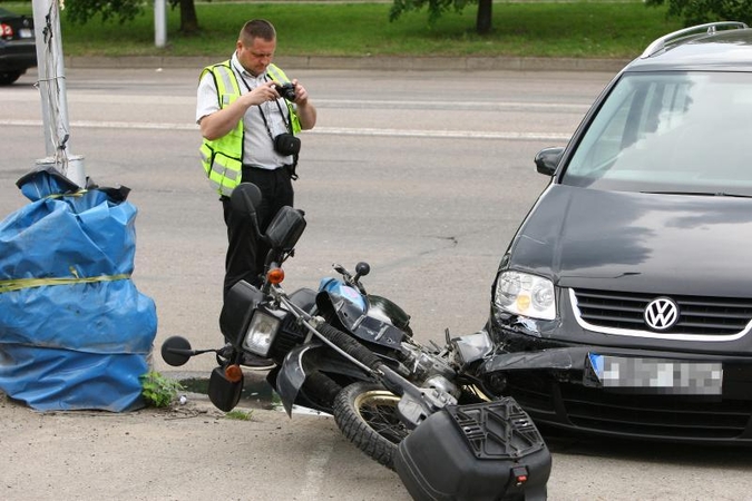Kas ką provokuoja – motociklininkai ar automobilininkai?