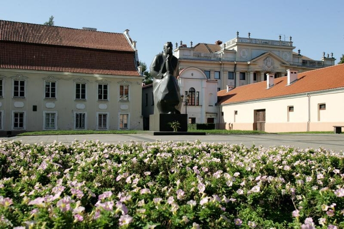 Muzikos kūrėjai susirungs dainų konkurse Maironiui atminti