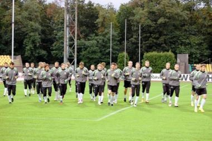 Lietuvos futbolo rinktinė nežais draugiškų rungtynių su Saudo Arabija