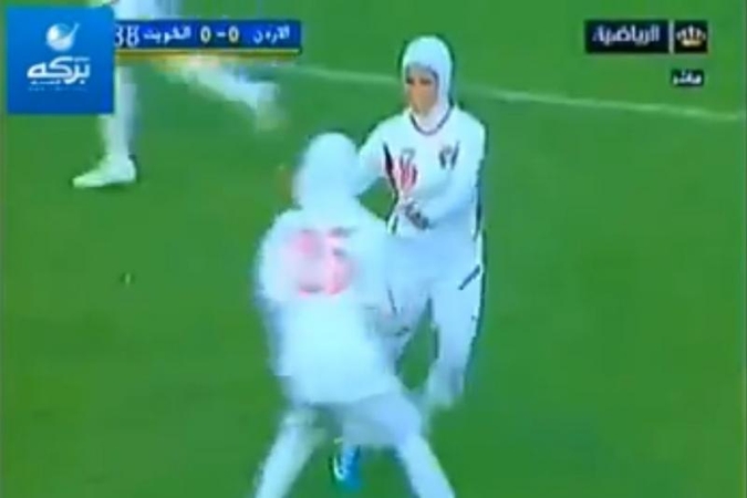 Pamišęs moterų futbolas: kai lyja įvarčiais